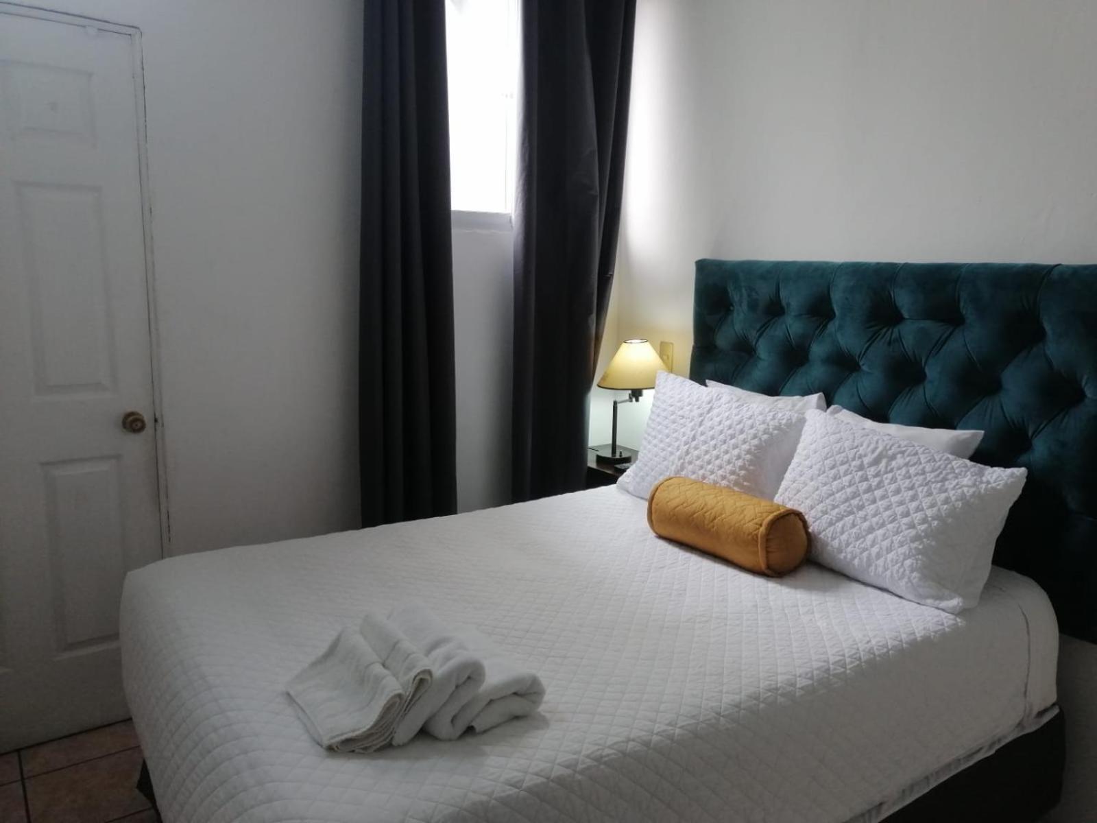 Global Airport Inn Free Shuttle Guatemala City Bagian luar foto